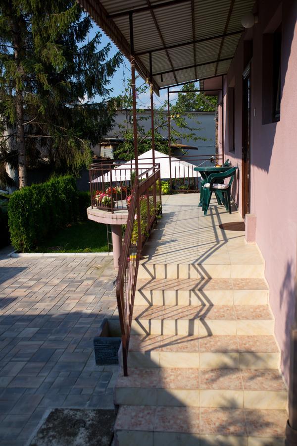 Apartments Cvetkovic Relax Нишка Баня Екстериор снимка